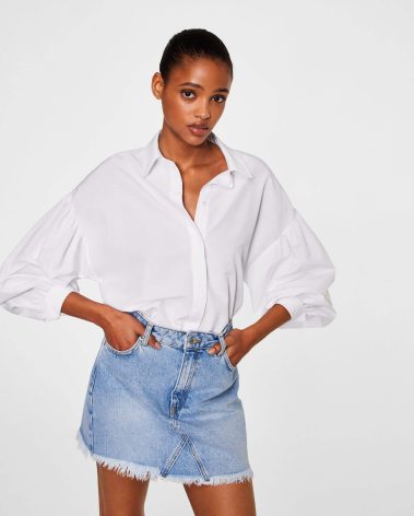 Frayed edges denim skirt