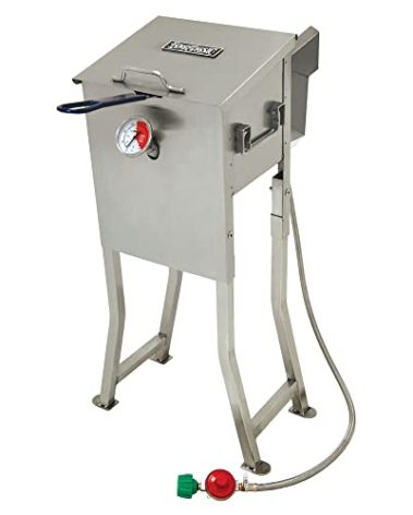 Bayou Classic 700-725 2.5-gal Stainless Bayou Fryer Freestanding or Table Top Includes Stainless Mesh Basket Fry Thermometer Drain Valve High Pressure Regulator w/ 48-in Stainless Braided LPG Hose