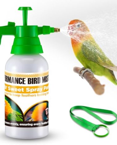 Saillong 32 Oz Bird Sprayer, Handheld Pet Bird Bath Mister with Adjustable Brass Nozzle, Pump Mister with Shoulder Strap, for Parrots, Macaws, Cockatiels
