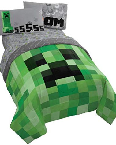 Jay Franco Minecraft Creeper 5 Piece Full Bed Set - Includes Reversible Comforter & Sheet Set - Super Soft Fade Resistant Microfiber - (Official Minecraft Product)