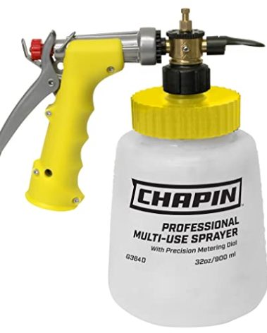 Chapin G364D Made in The USA 32 Ounce Professional Lawn and Garden Hose-End Sprayer with 16 Mixing Rations on The Metering Dial, Built-in Anti-Siphon, Translucent White