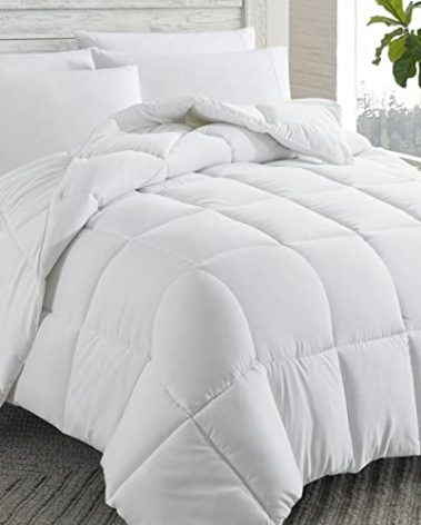 Cosybay Down Alternative Comforter (White, King) - All Season Soft Quilted King Size Bed Comforter - Duvet Insert with Corner Tabs - Winter Summer Warm Fluffy, 102x90 inches
