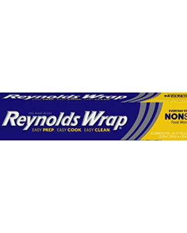 Reynolds Wrap Non Stick Aluminum Foil, Nonstick Aluminum Foil Roll, Prevents Food Sticking and Messy Cleanup, Great for Covering Casseroles and leftovers, 43.33 Yards x 12 Inches, 130 Sq.Ft.