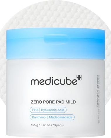 Medicube Zero Pore Pads Mild 2.0 (70 units) - Gentle Calming Toner Pads for Exfoliation, Minimizing Pores, and Blackhead Removal with PHA - Ideal for All Skin Types - Korean Skin Care