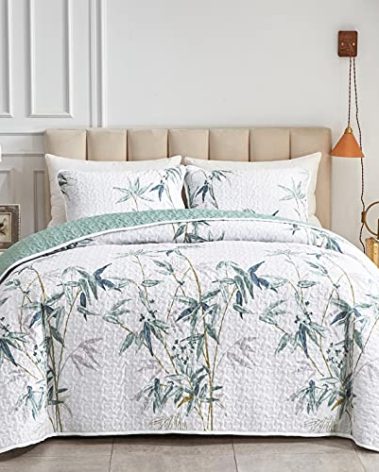 Botanical Quilt Set 3 Piece California King, Green Leaves Printed on White Reversible Bedspread Coverlet Set, Soft Microfiber Lightweight Bed Cover for All Season (102" x 114", 1 Quilt+ 2 Pillow Sham)