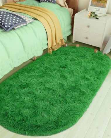 LOCHAS Fluffy Bedroom Rug 2.6' x 5.3', Shaggy Area Rug for Bedroom Bedside, Soft Oval Throw Rugs Carpet for Living Room Kids Girls Home Decor
