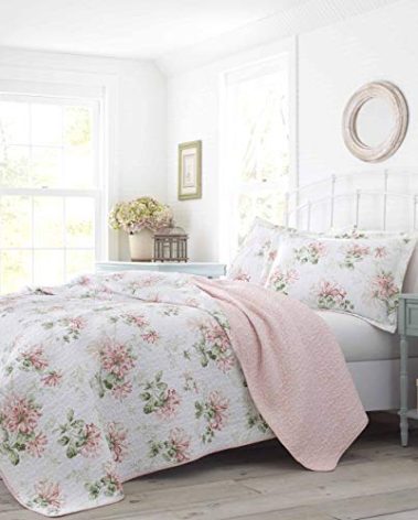 Eddie Bauer- King Quilt Set, Cotton Reversible Bedding with Matching Shams, Home Decor for All Seasons (Lakehouse Plaid Blue, King)