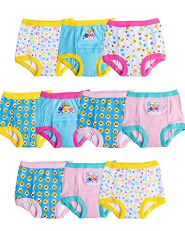Baby Shark Training Pant Multipacks with Success Tracking Chart & Stickers, Sizes 18M, 2T, 3T, 4T
