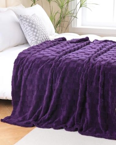 Linecooo Deep Purple Fleece Throw Blanket 108”×90” for Couch Sofa Bed,Super Soft Cozy Plush Microfiber Flannel Blanket with 3D Checkered Design Lightweight for Adults,Woman,Girls