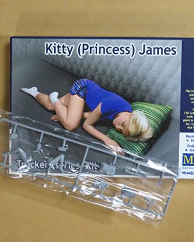 Master Box 24046 Kitty (Princess) James - Truckers Series 1/24 Scale Model KIT