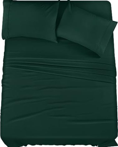 Utopia Bedding Queen Bed Sheets Set - 4 Piece Bedding - Brushed Microfiber - Shrinkage and Fade Resistant - Easy Care (Emerald Green)