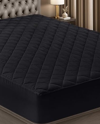 Utopia Bedding Quilted Fitted Mattress Pad, Queen Size, Elastic Fitted Mattress Topper Protector and Cover Stretches up to 16 Inches Deep, Machine Washable (Black)