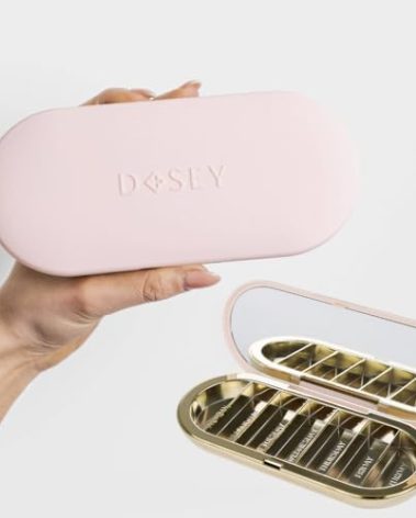 Dosey 7 Day Pill Compact Travel Pill Organizer - Pill Case with 7 Pill Compartments for Medicine Storage & Protection – Stylish & Elegant Medication Organizer with Mirror, Blush
