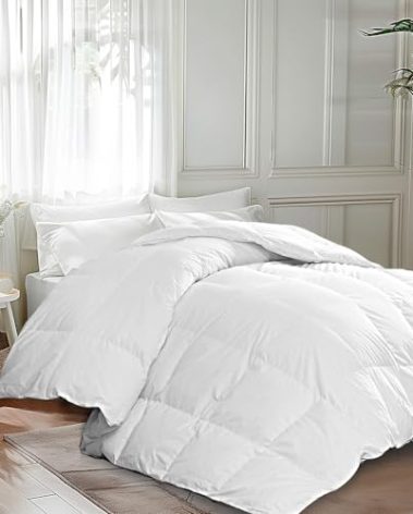 Martha Stewart White Goose King Size Feathers Down Fiber Comforter, 100% Cotton Duvet Insert King, Hotel Luxury Hypoallergenic Comforter 68oz All Season Medium Warmth 106 x 90 Inch