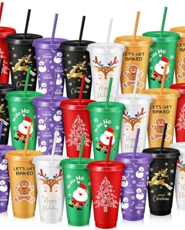 Umigy 24 Pcs Christmas Cups Christmas Plastic Party 24 oz Reusable Cups with Lids and Straws in Different Xmas Color Themes Plastic Tumblers for Party Decor Supplies (Classic Style)