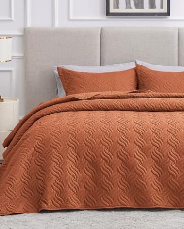 Love's cabin King Size Quilt Bedding Set Umber Bedspreads - Bed Summer Lightweight Bedspread Comforter - Wave Pattern Bedding Coverlet for All Season - 3 Pieces (1 Quilt, 2 Pillow Shams)