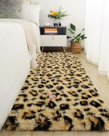 Amearea Soft Runner Rugs for Bedroom, 2x6 Feet Fluffy Leopard Runner Rug, Modern Cheetah Print Rugs, Comfy Faux Fur Animal Print Area Rug for Bedroom Living Room, Kids Teen Room Home Decor, Khaki