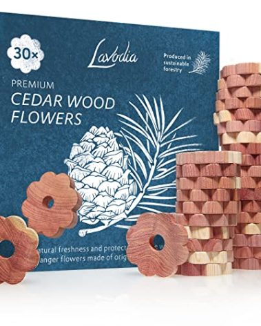 LAVODIA Cedar Wood Closet Freshener for Clothes Hangers, 30 Wood Flowers for Wardrobe Closet - Cedarwood Hangers - Wood Ring Pack - Clothes Refresher for Closet - Cedar for Drawers and Closets