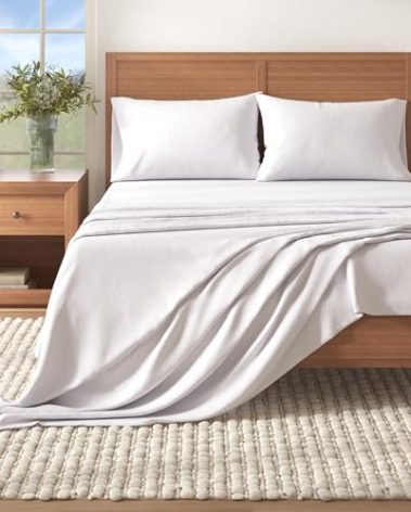 Great Bay Home Flannel Sheet Set King Size - 100% Turkish Cotton, Double-Brushed, Winter Bed Sheets - Ultra-Soft, Cozy, 4-Piece Bedding Set (Winter White)