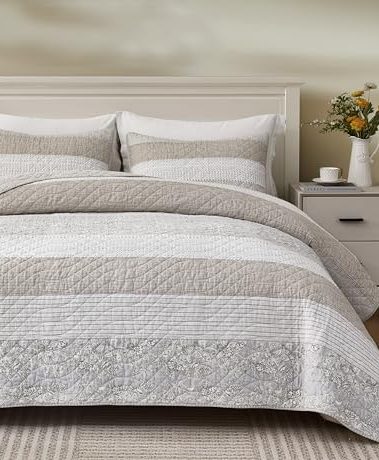 Chezmoi Collection Robyn 3-Piece Neutral Taupe Gray White Floral Hibiscus Flower Patchwork Striped Quilt Set - Pre-Washed Cotton Coverlet - Lightweight Reversible Bedspread, Oversized King Size