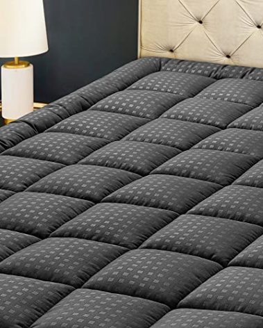 HYLEORY Queen Mattress Pad Quilted Fitted Mattress Protector Cooling Pillow Top Mattress Cover Breathable Fluffy Soft Mattress Topper with 8-21" Deep Pocket, Dark Grey