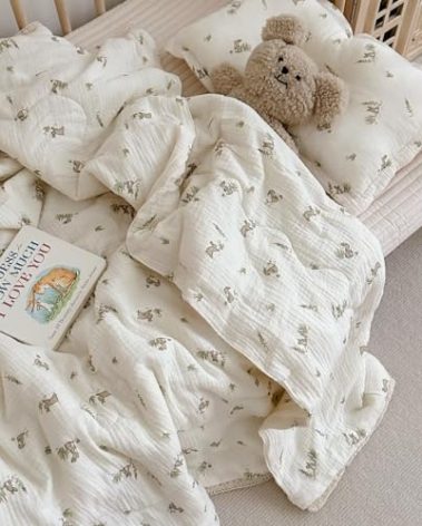 BuLuTu Cartoon Bunny Gauze Toddler Quilt Kids Blankets for Girls Boys, Soft Breathable Cotton Muslin Kids Comforter Quilted Blanket with Cute Rabbit Pattern, 47"x59", No Pillow