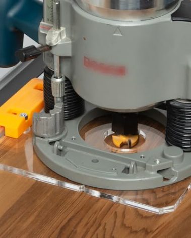 POWERTEC 72017 Router Guide Rail Adapter for Bosch 1617 Plunge Router - Compatible with Powertec, Makita, Festool, Milwaukee, Kreg ACS, WEN, Triton, and Ridgid Track Saw Guide Rails