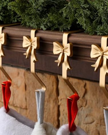 Shimeyao 4 Pcs Gold Bow Christmas Stocking Holder Brass Stocking Hangers Xmas Bow Decoration for Fireplace Shelf Staircases Party Decoration Christmas Mantel Decor