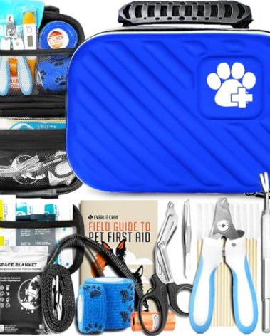 EVERLIT Pet Medic First Aid Kit | Vet-Approved Animal Care Kit with 95 Pcs Medical, Outdoor & Emergency Supplies to Treat Dogs, Cats | Travel-Friendly Compact Bag for Home, Car and Travel (Blue)