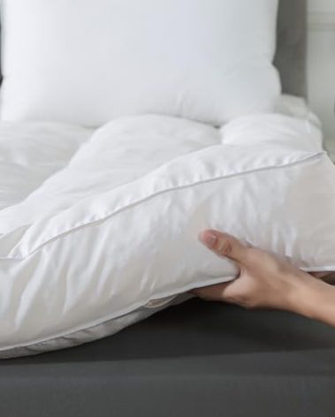 WhatsBedding 5 Inch Memory Foam Mattress Topper Full for Pressure Relief, 100% Cotton Cover, Comfort Supportive Pillow Top Mattress Topper, 2000GSM Fluffy Shredded Memory Foam Filled