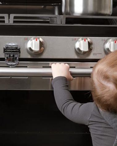 Todays Kids Oven Door Baby Proofing Heat-Resistant Lock - Oven Lock Child Safety, Baby Safety Products for Childproof Home - Strong 3M Adhesive, Easy Installation, One-Hand Use, No Tools