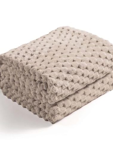 Excervent Flannel Fleece Throw Blanket (60x80 inches), Hexagon Jacquard Decorative Fuzzy Blankets for Household, Camping, and Travel, Super Soft Cozy, Suitable for All Seasons, Camel