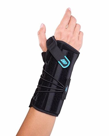 DonJoy Advantage Stabilizing Speed-Wrap Wrist Brace for Carpal Tunnel, Sprains, Strains, Tendonitis, Instabilities - Palm/Dorsal Stays, Speed-wrap Lace System. Adjustable to fit 5.5" - 9.5" Left