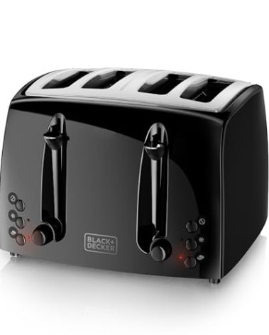 BLACK+DECKER 4-Slice Toaster, TR1410BD, Extra-Wide, 7 Shade Settings, Crumb Trays, Gloss Black