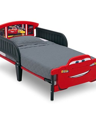 Delta Children 3D-Footboard Toddler Bed, Disney/Pixar Cars 3