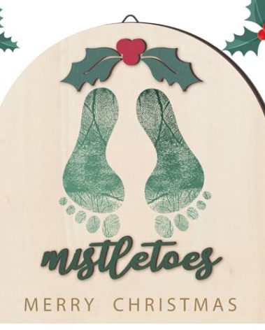 Beeveer Baby's First DIY Winter Snowman Art Footprint Wooden Mistletoe Craft Milestone Card Rustic Hanging Ornament Nursery Footprint Decorative for Baby Shower Newborn Photoshoot(Classic)