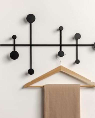Kazai. 'Sval' Wall Wardrobe | Minimalist Coat Hook Design from Berlin | Modern Metal Wall-Mounted Coat Rack/Hooks | Black