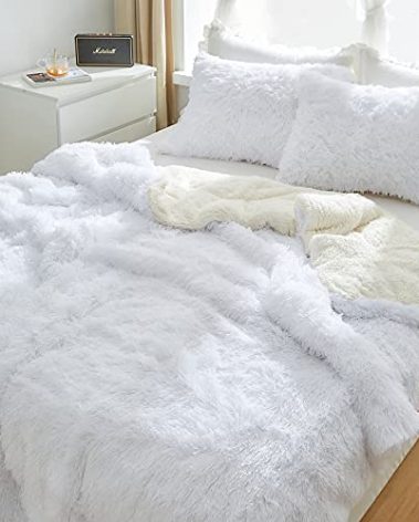 Luxury Faux Fur King Size Winter Comforter Set Shaggy Velvet Pure White Long Hair, 3 Pieces Plush Flannel Sherpa Backing Reversible Soft Microfiber Super Warm Bedding Set for Holiday