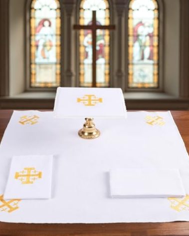 TALPGOD 4 Pack Altar Supplies Linen Corporal for Churches Set (Pall,Corporal,Purificator,Towel) White Linen Altar Cloth Gold Cross Embroidery,Mass Kit Catholic for Priest