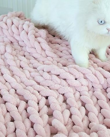 Maetoow Chenille Chunky Knit Blanket Throw （40×50 Inch）, Handmade Warm & Cozy Blanket Couch, Bed, Home Decor, Soft Breathable Fleece Banket, Christmas Thick and Giant Yarn Throws, Light Pink