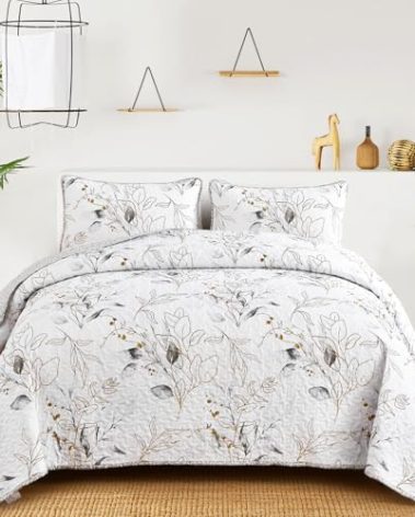 Anibedding Grey Quilt Set Queen,3 Pieces Reversible Elegant Grey Botanical Leaves Pattern Bedspread Coverlet Soft Microfiber Bed Cover for All Season(96"×90")