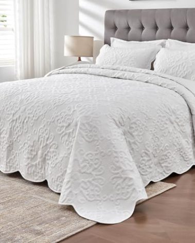 Oversized California King Bedspreads 120x120 for Extra Tall Split Cal King Bed Lightweight Quilted Coverlet Set 3 Pieces 1 Quilt 2 Pillow Shams White