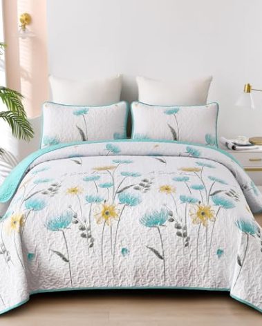 Dinjoy King Size Quilt Set Floral,3 Piece Aqua Farmhouse Bedding Set Lightweight Flower Bedspreads White Coverlet Bed Sets Cute Boho King Quilts for Summer All Season(110"x90")