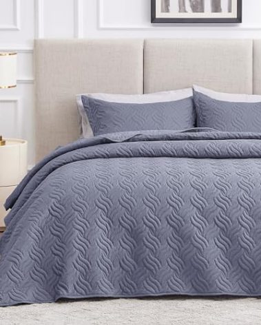 Love's cabin Quilts for Queen Bed Bluish Grey Bedspreads Bedding Set - Summer Lightweight Bedspread Comforter - Wave Pattern Bedding Coverlet for All Season - 3 Pieces (1 Quilt, 2 Pillow Shams)