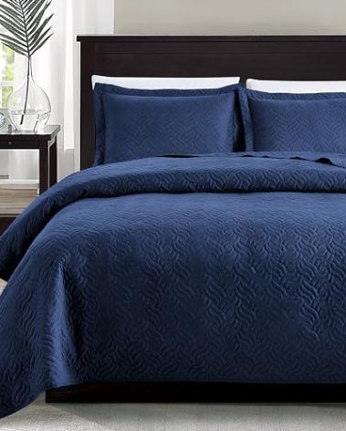 Love's cabin Quilts for Queen Bed Navy Blue Bedspreads - Soft Bed Summer Lightweight Bedspread Comforter - Modern Style Wave Pattern Coverlet for All Season - 3 Pieces (1 Quilt, 2 Pillow Shams)