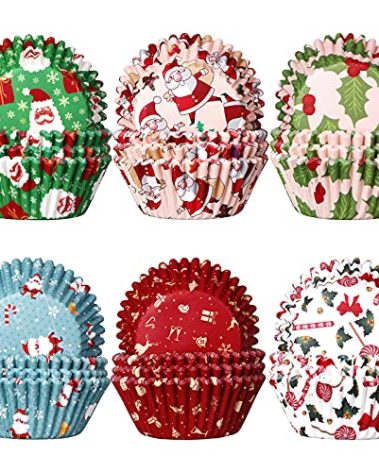 CHENGU 600 Pieces Christmas Cupcake Wrappers, Candy Santa Claus Cupcake Liners Snowman Xmas Colorful Paper Baking Cups for Cake Make Baking Supplies, 6 Styles(Classic Styles)