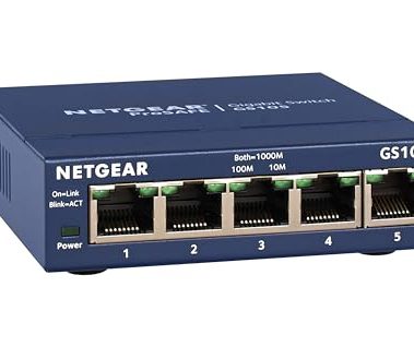 NETGEAR 5-Port Gigabit Ethernet Unmanaged Switch (GS105NA) - Desktop or Wall Mount, and Limited Lifetime Protection