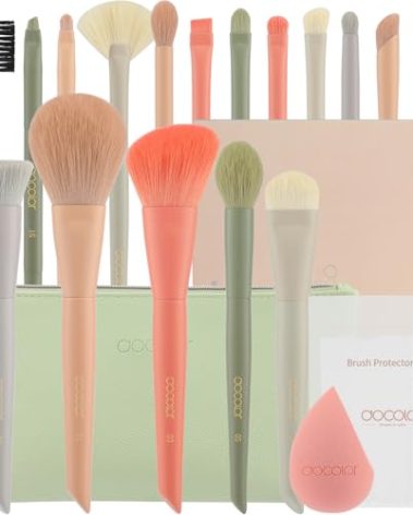 Docolor Makeup Brushes 17+2 Pcs with Makeup Bag and Makeup Sponge and Brush Protector Morandi Makeup Brush Set Premium Synthetic hair makeup brush Wooden handle Gift Box
