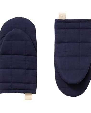 Hedley & Bennett Oven Mitts - Heat Resistant Kitchen Mittens - Baking Gloves with Hanging Loop - 100% Cotton Outer and Lining; 100% Polyester Filling - Blueberry Blue