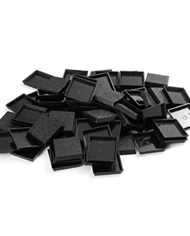 EasyPegs 25mm Textured Plastic Square Bases or 0.98inch Wargames Table Top Games 100 Count